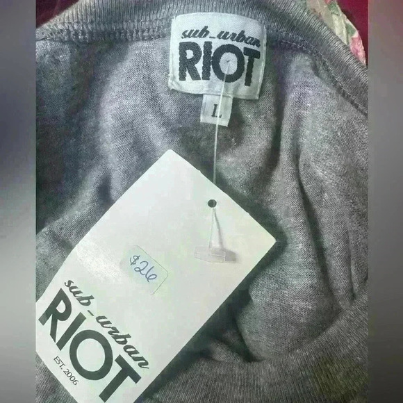 Sub_Urban RIOT KALE Muscle Tee NWT Size L 💚 - Picture 3 of 4